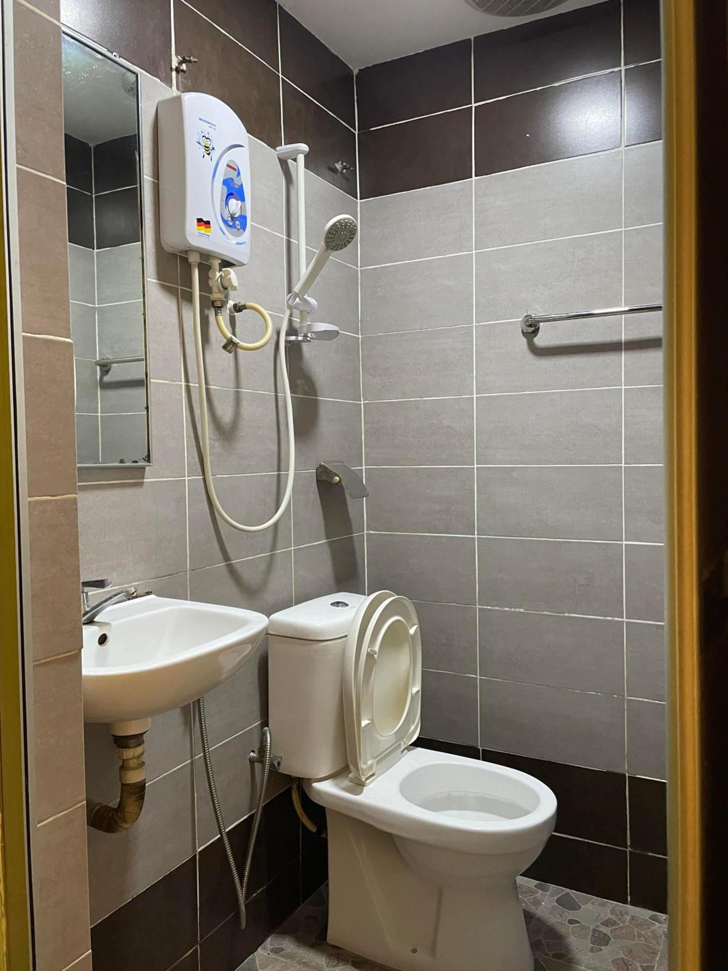 Hotel Rim Global Subang ซูบังจายา ภายนอก รูปภาพ