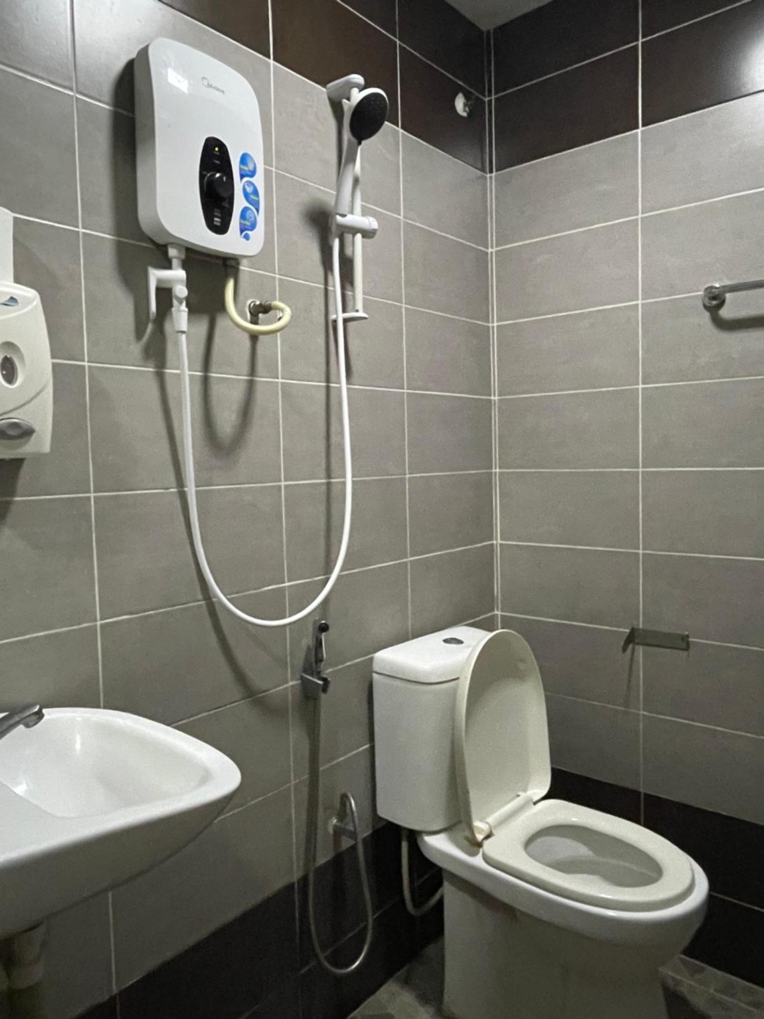 Hotel Rim Global Subang ซูบังจายา ภายนอก รูปภาพ