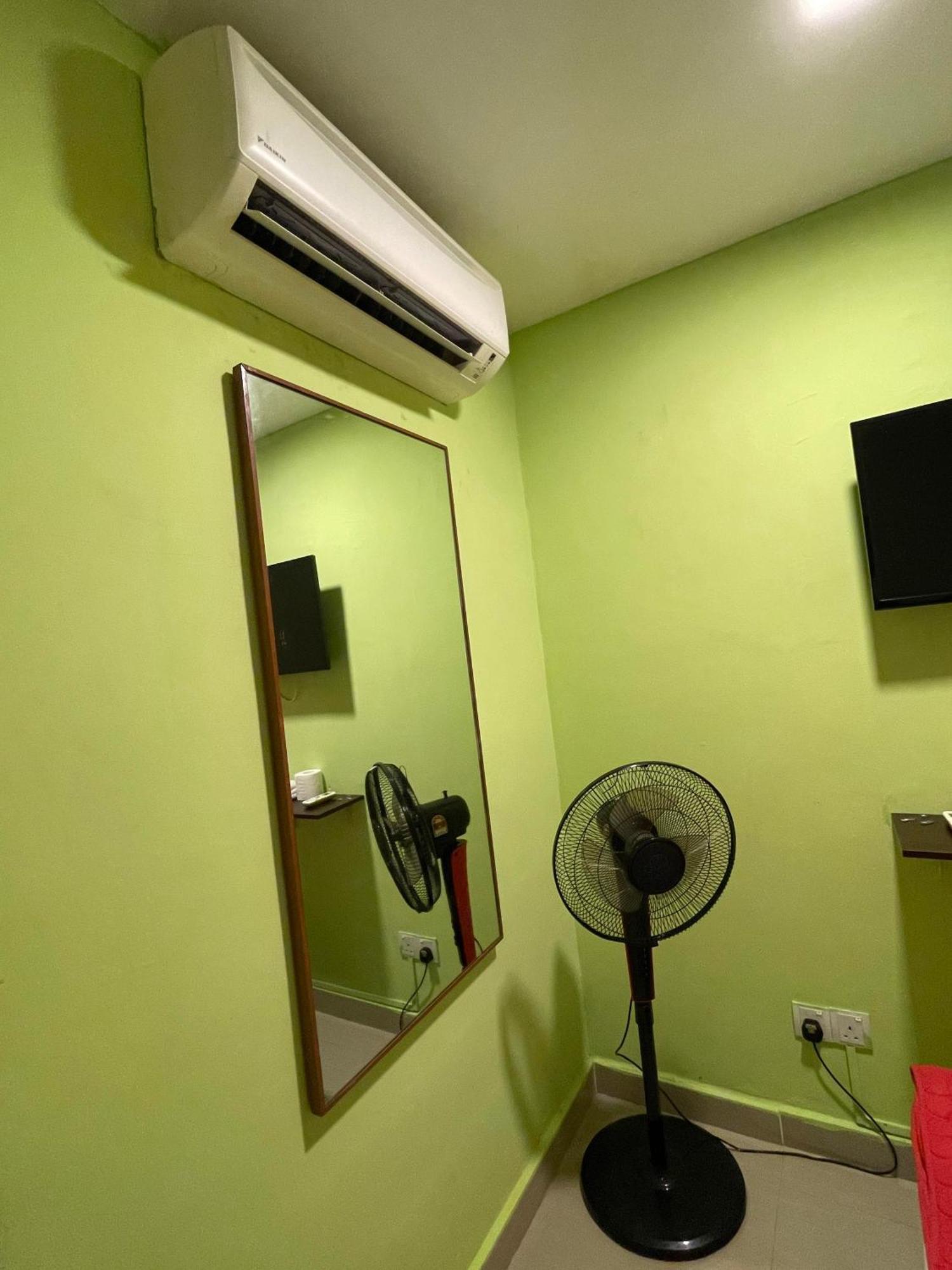 Hotel Rim Global Subang ซูบังจายา ภายนอก รูปภาพ